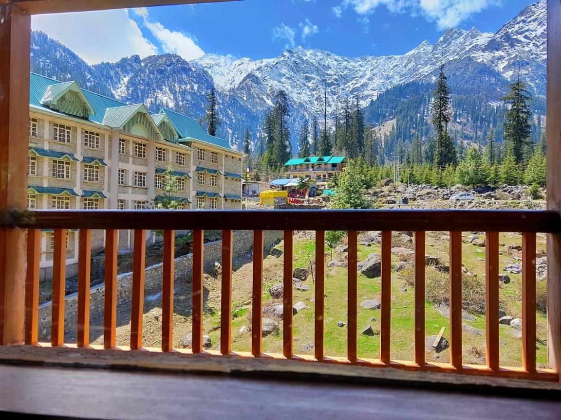 Solang Valley Resort Manāli Екстериор снимка